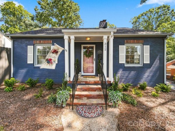312 Sharon Avenue NW, Lenoir, NC 28645