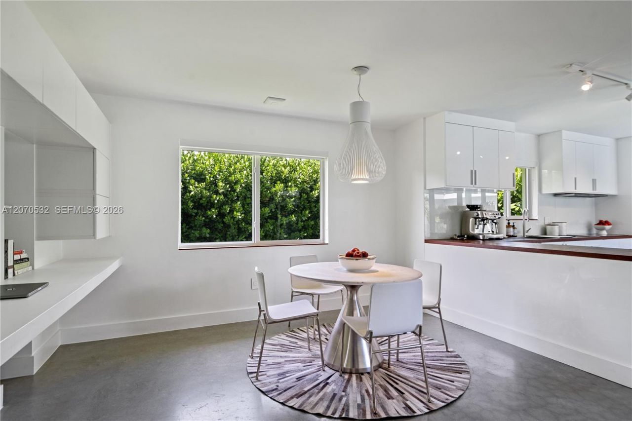 4001 Monserrate St, Coral Gables, FL 33146 Photo