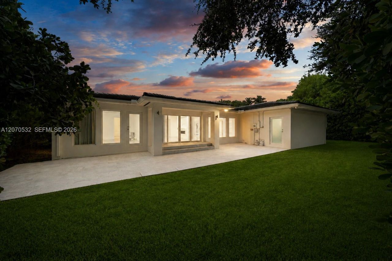 4001 Monserrate St , Coral Gables, FL 33146 Photo