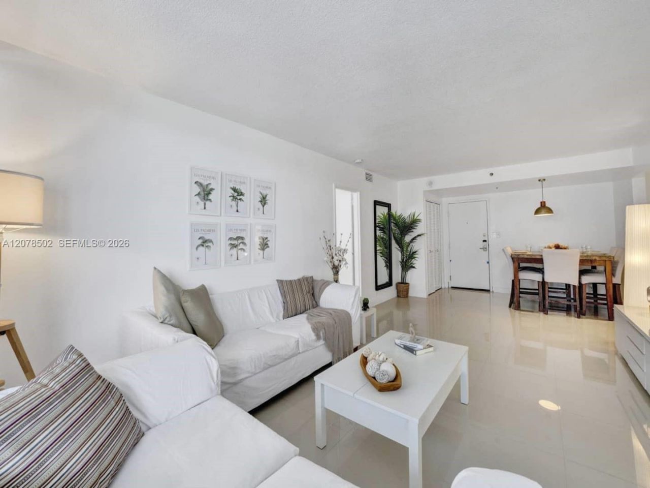 5225 Collins Ave, Unit 1516, Miami Beach, FL 33140 Photo
