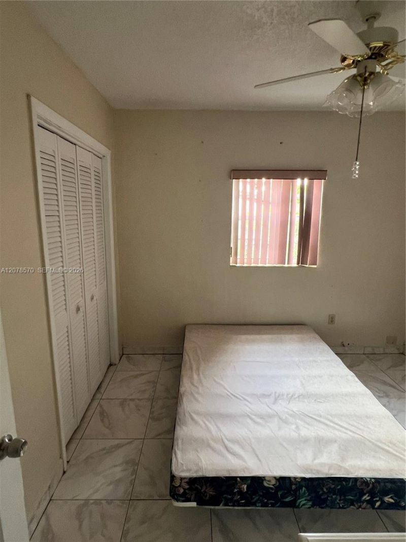5490 W 2nd Ave , Hialeah, FL 33012 Photo