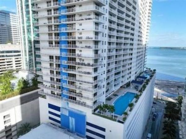 1200 Brickell Bay Dr , Unit 3318, Miami, FL 33131