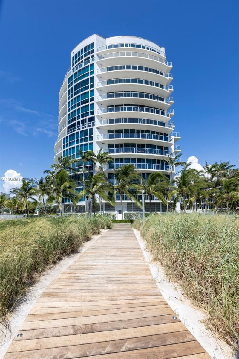 1200 Holiday Dr, Unit 208, Fort Lauderdale, FL 33316 Photo