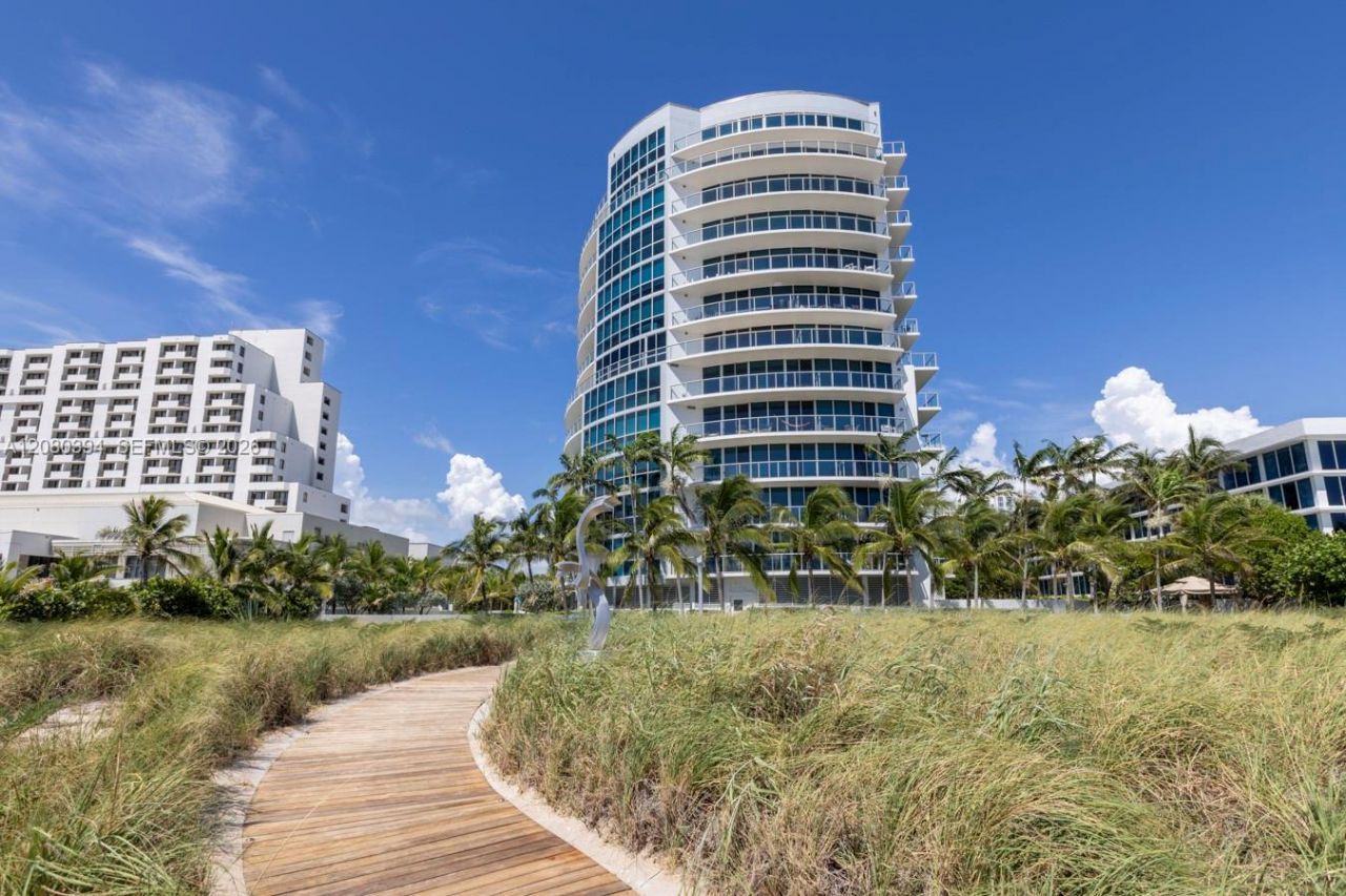 1200 Holiday Dr, Unit 208, Fort Lauderdale, FL 33316 Photo