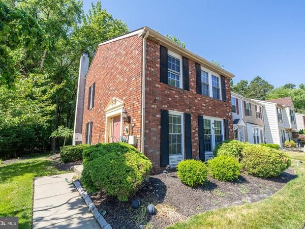10 FORESTVIEW COURT , MARLTON, NJ 08053