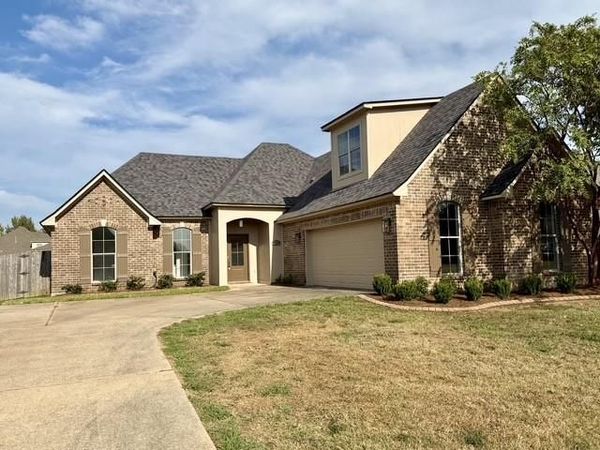 3903 Le Brooke Lane, Benton, LA 71006