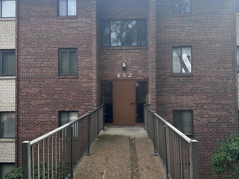 452 Grand Avenue, Unit 3, Cincinnati, OH 45205 Photo 2