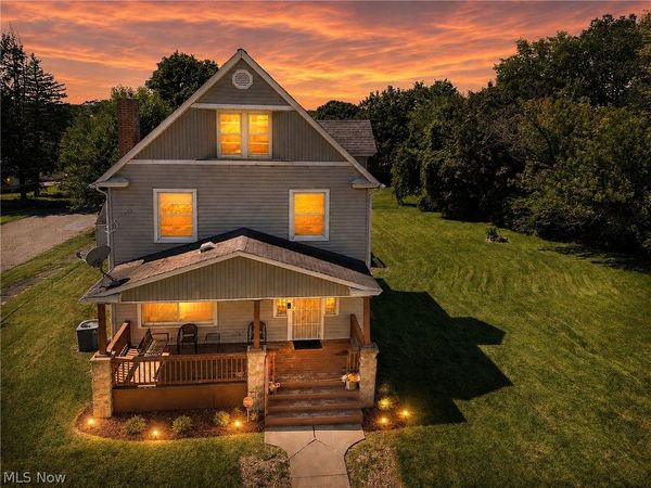 702 Washington Avenue, Girard, OH 44420