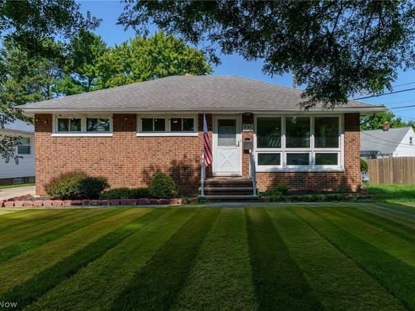 6150 Vernondale Drive , Parma Heights, OH 44130