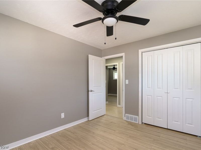 6150 Vernondale Drive, Parma Heights, OH 44130 Photo 14
