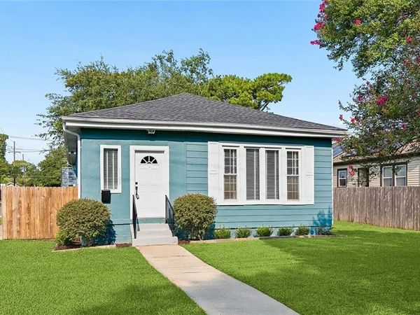 5100 DEMONTLUZIN Street , New Orleans, LA 70122