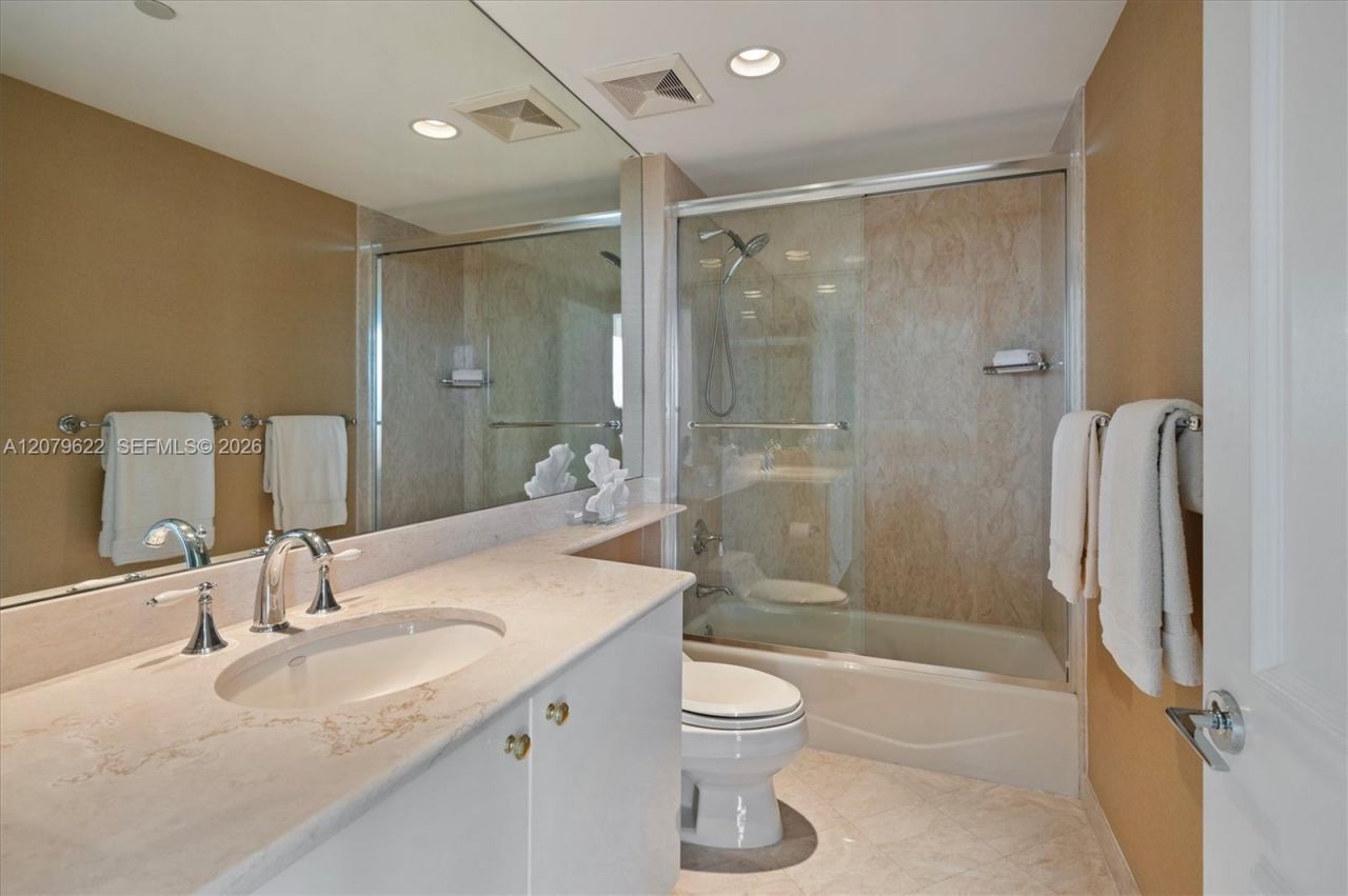 791 Crandon Blvd , Unit 704, Key Biscayne, FL 33149 Photo