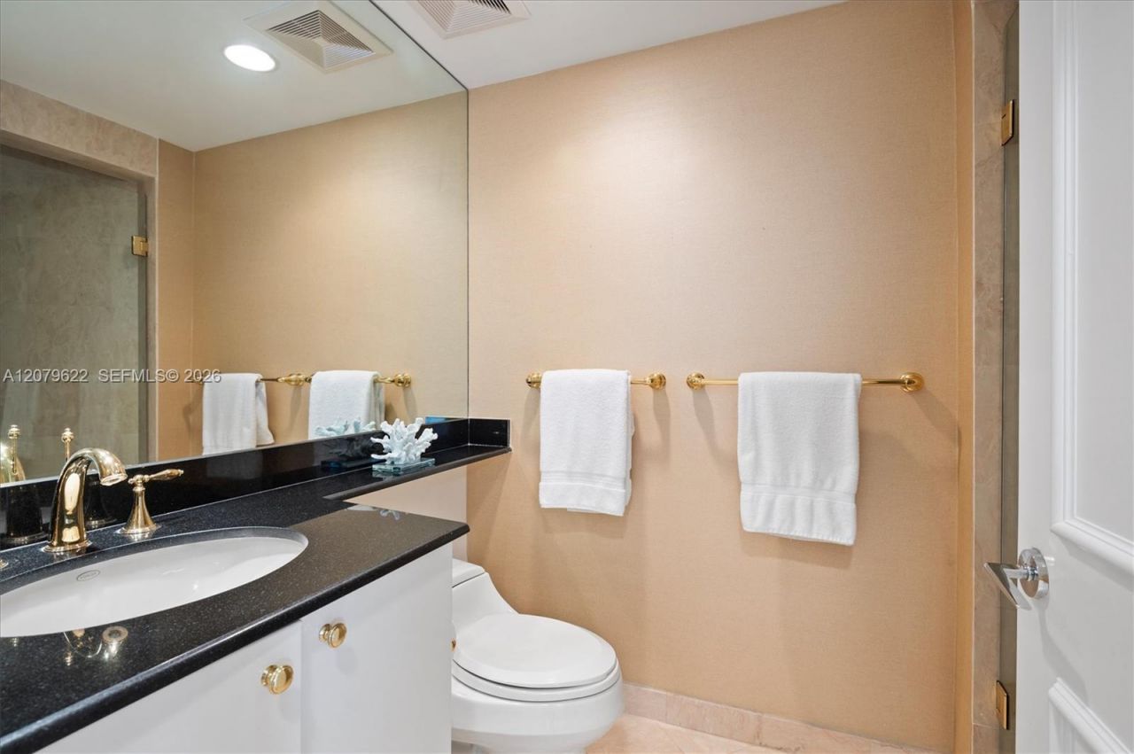 791 Crandon Blvd , Unit 704, Key Biscayne, FL 33149 Photo