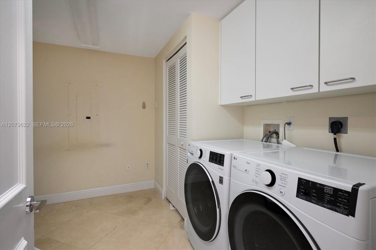 791 Crandon Blvd , Unit 704, Key Biscayne, FL 33149 Photo