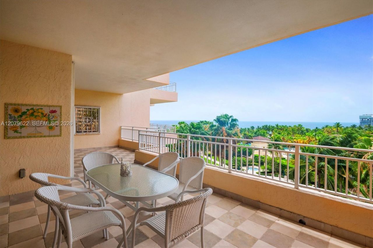 791 Crandon Blvd , Unit 704, Key Biscayne, FL 33149 Photo