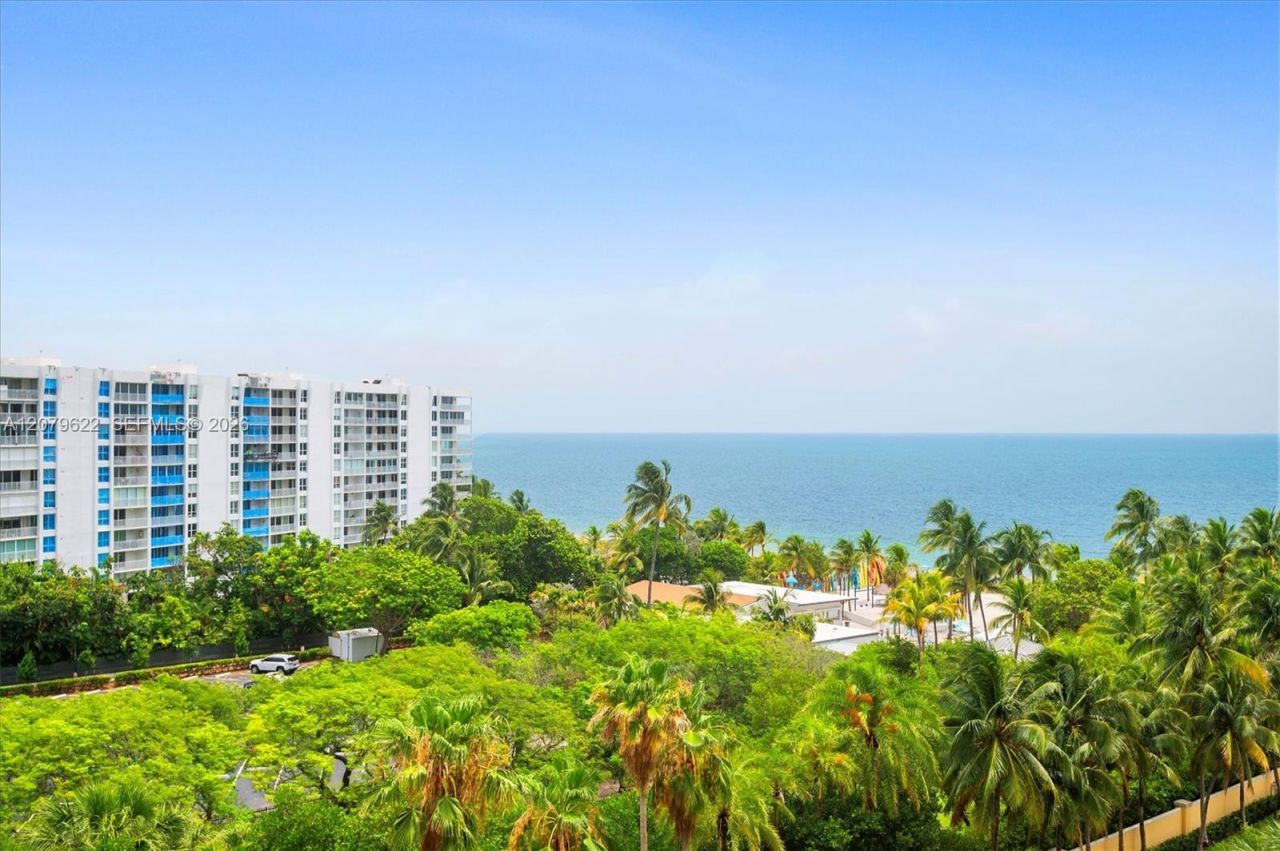 791 Crandon Blvd , Unit 704, Key Biscayne, FL 33149 Photo