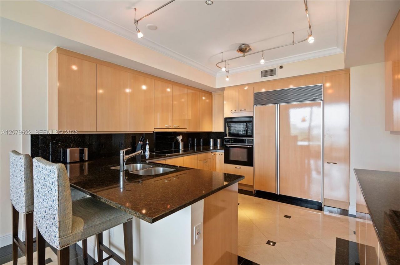 791 Crandon Blvd , Unit 704, Key Biscayne, FL 33149 Photo