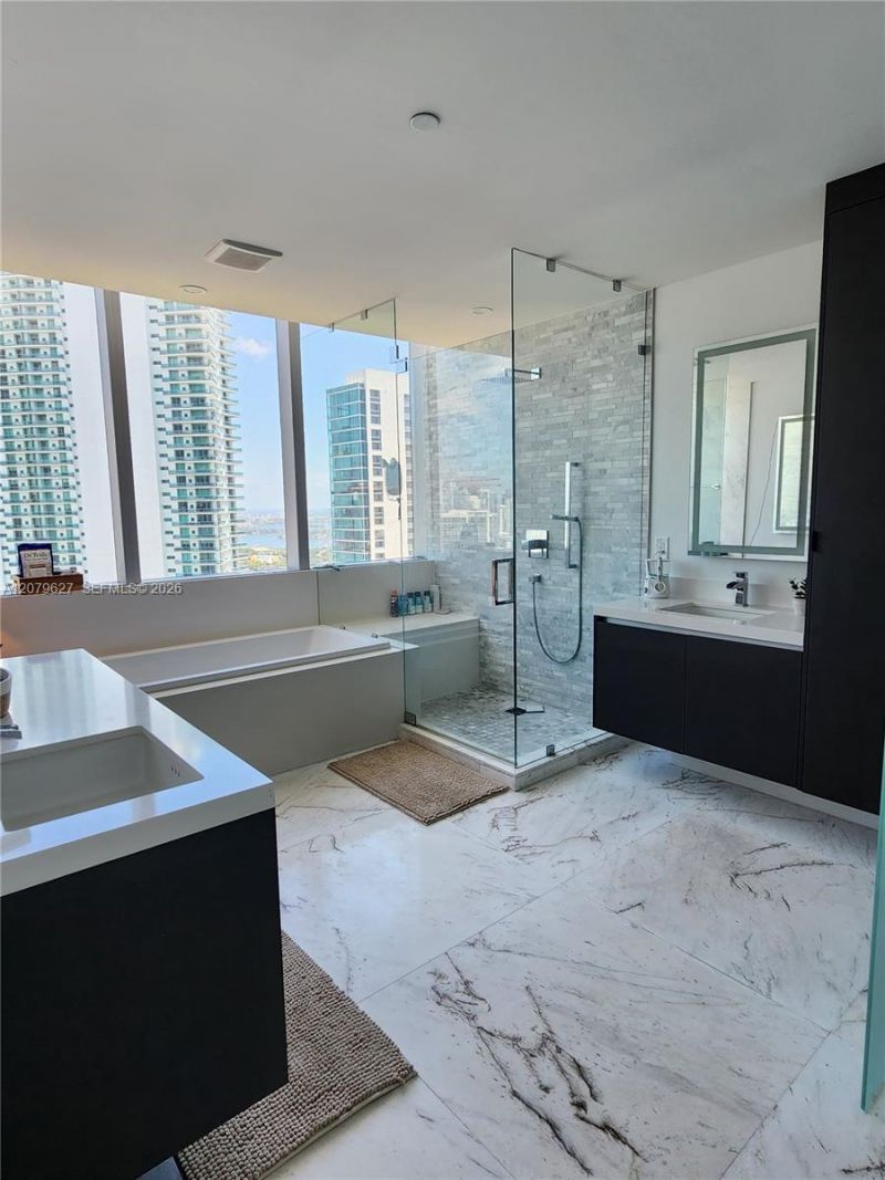 851 NE 1st Ave , Unit 3801, Miami, FL 33132 Photo