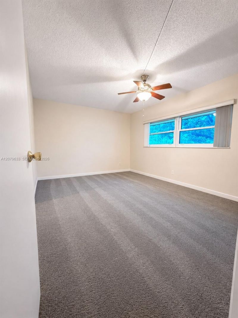 1035 Country Club Dr , Unit 408, Margate, FL 33063 Photo