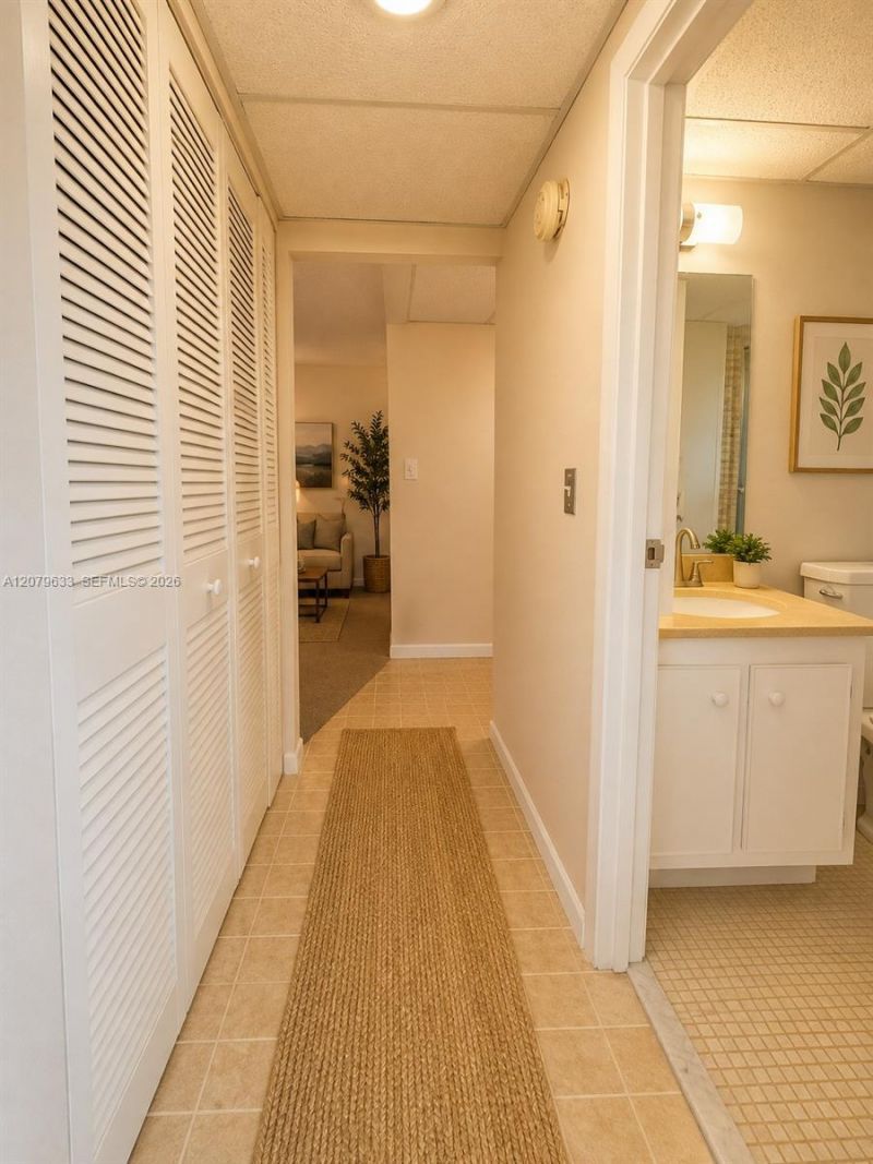1035 Country Club Dr , Unit 408, Margate, FL 33063 Photo