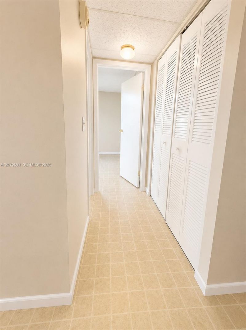 1035 Country Club Dr , Unit 408, Margate, FL 33063 Photo