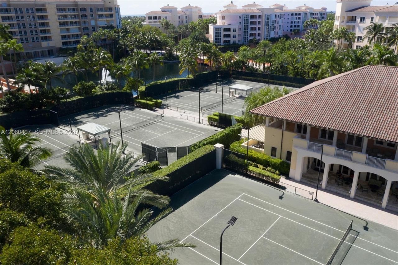 765 Crandon Blvd , Unit 507, Key Biscayne, FL 33149 Photo