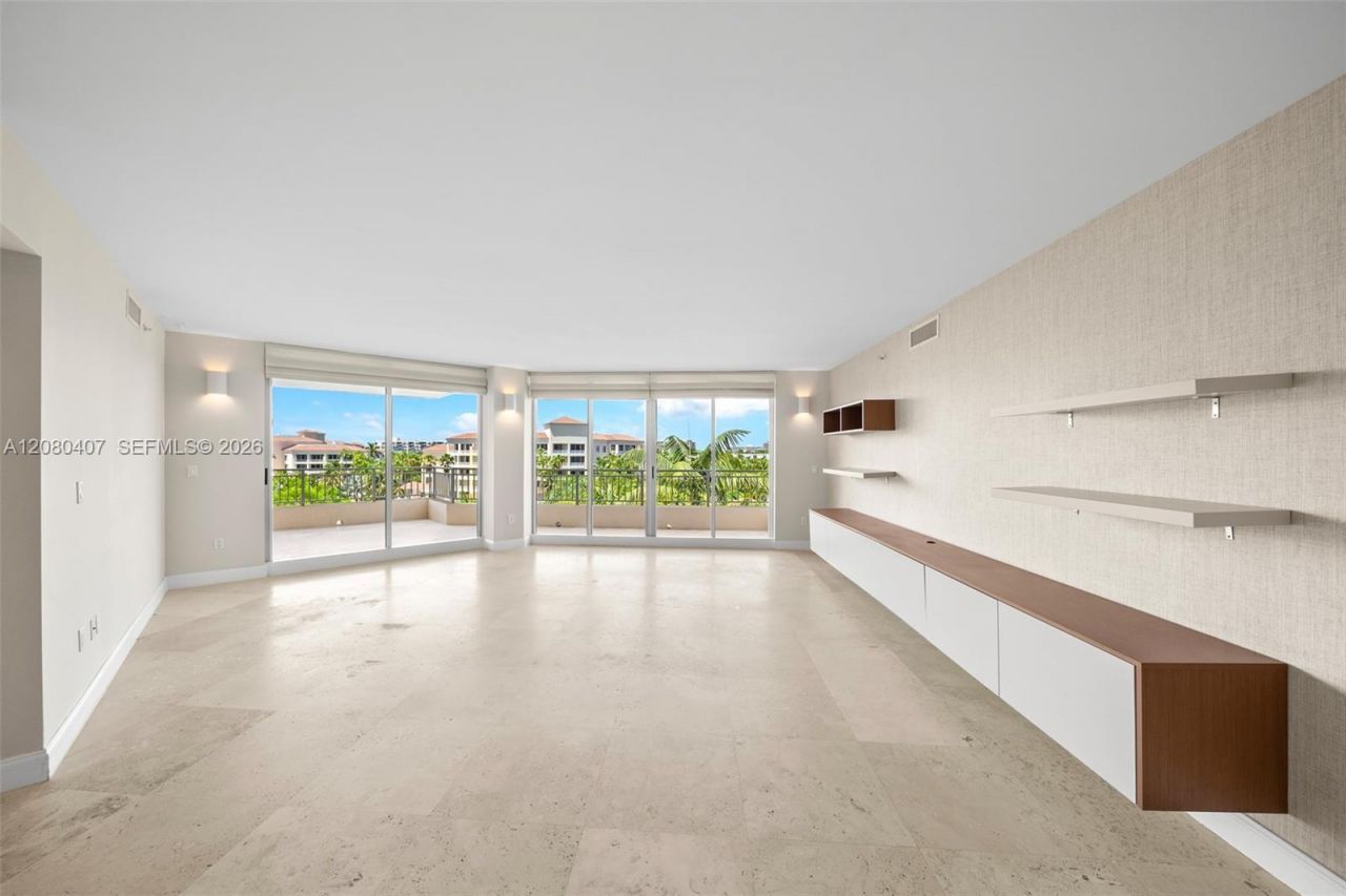 765 Crandon Blvd , Unit 507, Key Biscayne, FL 33149 Photo