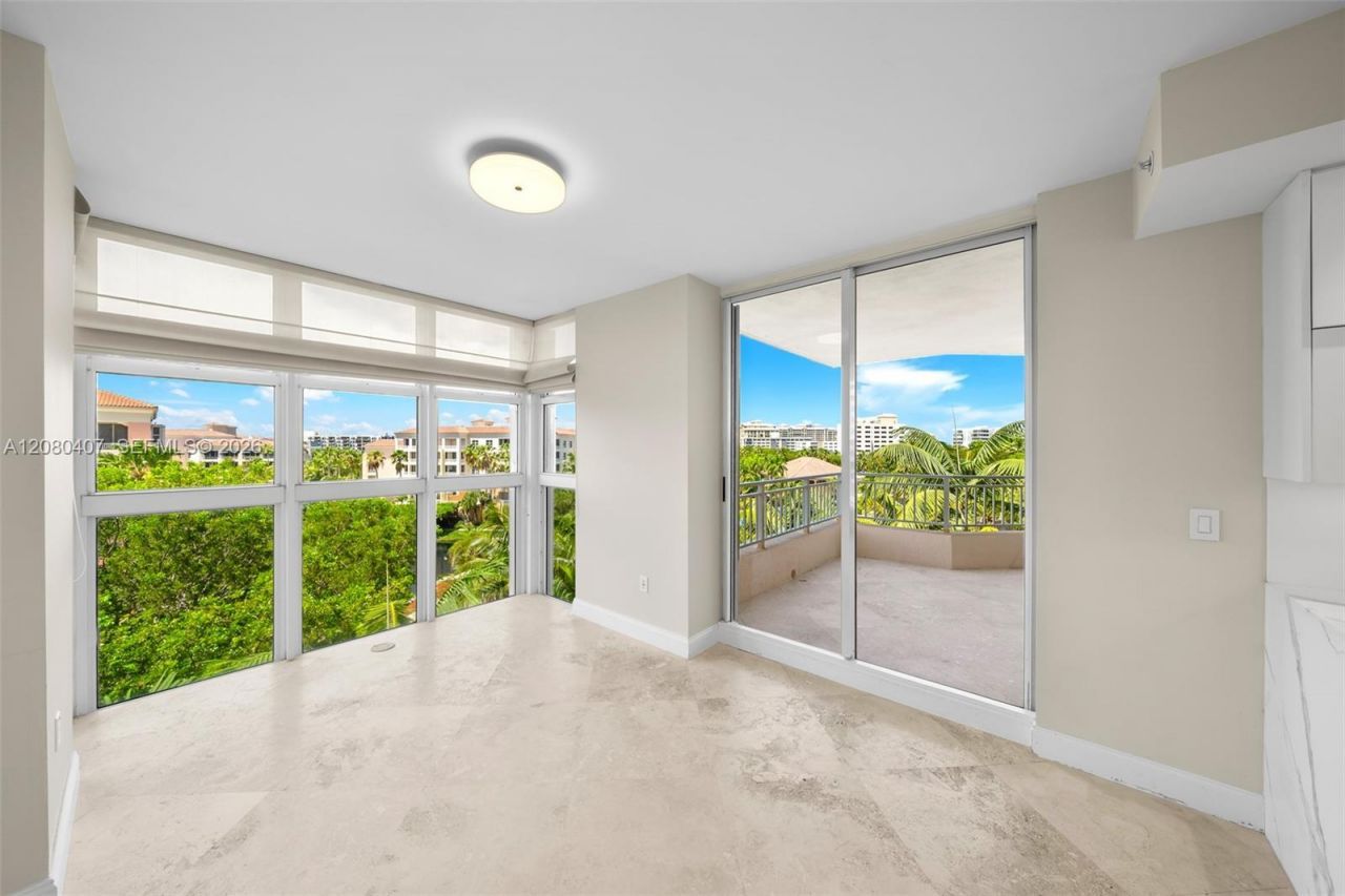 765 Crandon Blvd , Unit 507, Key Biscayne, FL 33149 Photo