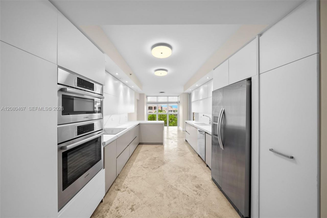 765 Crandon Blvd , Unit 507, Key Biscayne, FL 33149 Photo