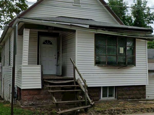 1605 44th Street , Rock Island, IL 61201