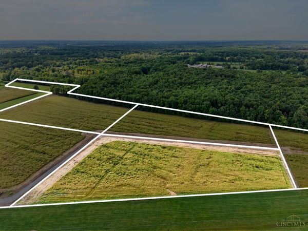 D Landing Lane, Goshen Twp, OH 45122