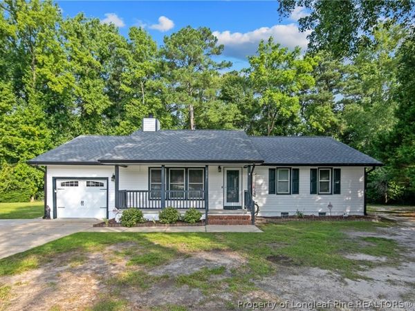 310 NE Broomfield Court, Fayetteville, NC 28311