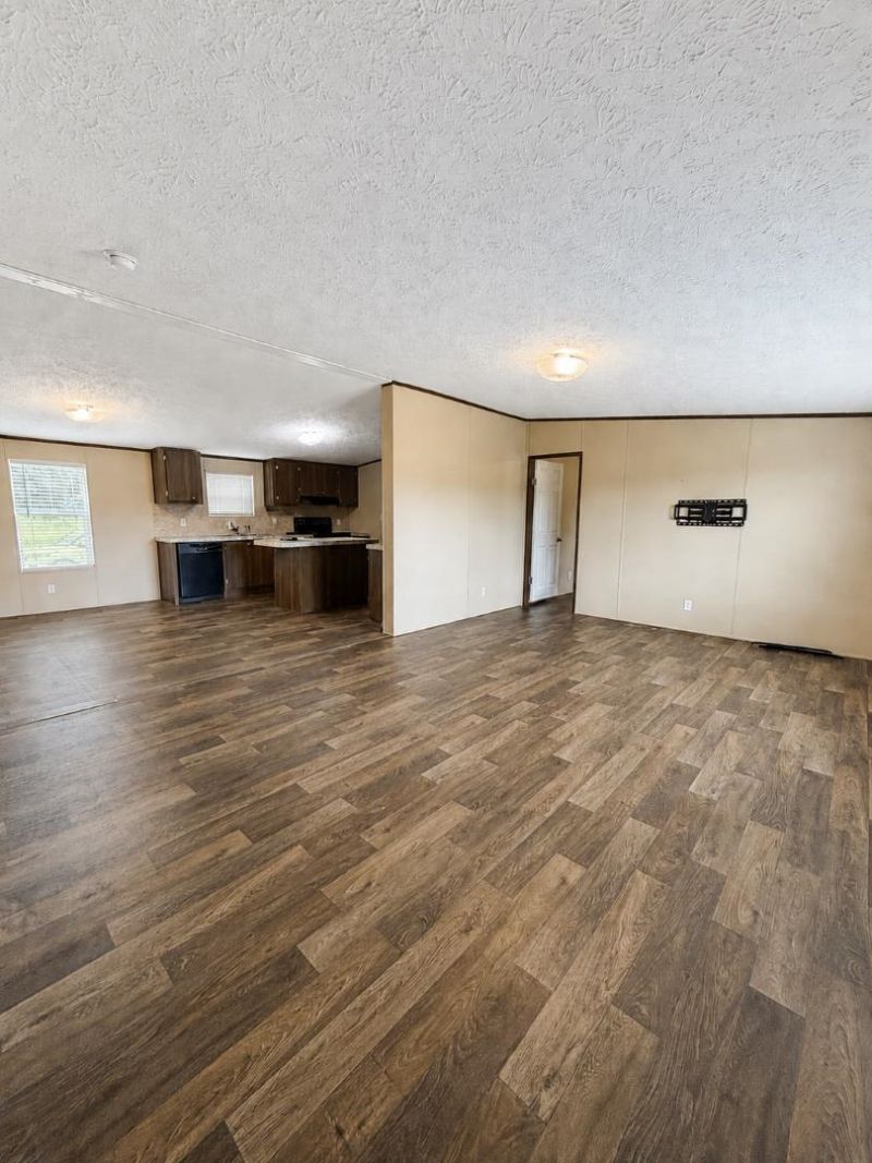 1112 Millers Rd.  Photo 12