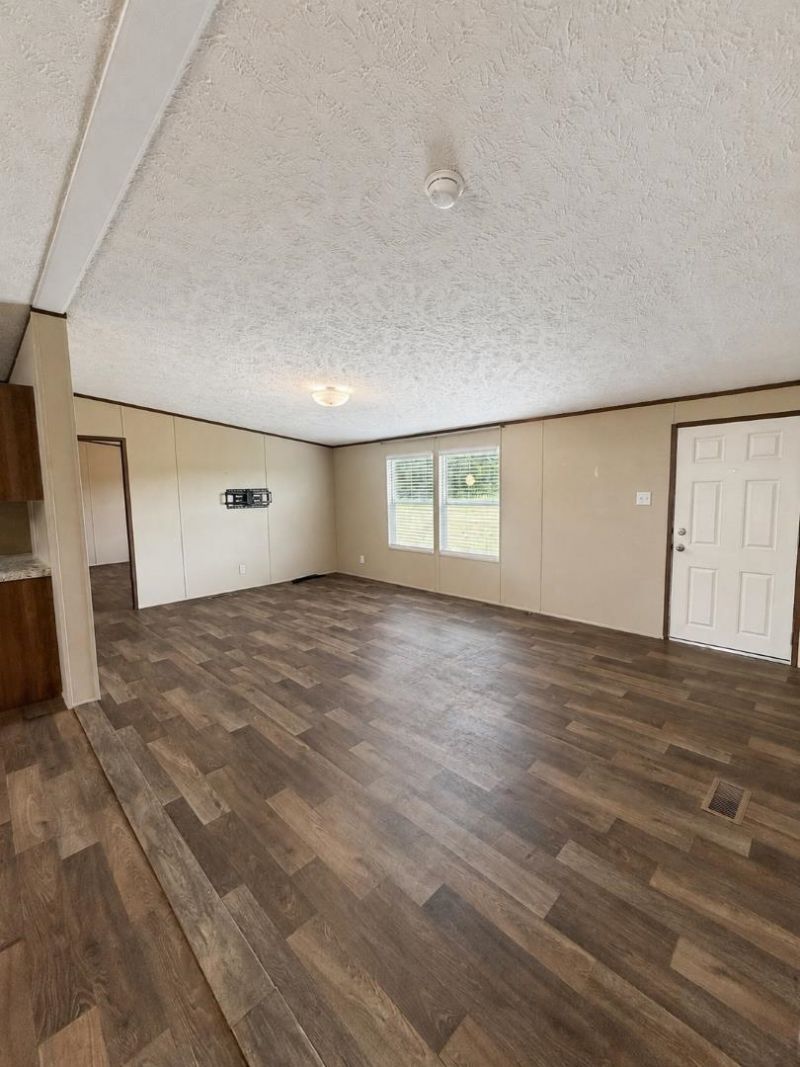 1112 Millers Rd.  Photo 19