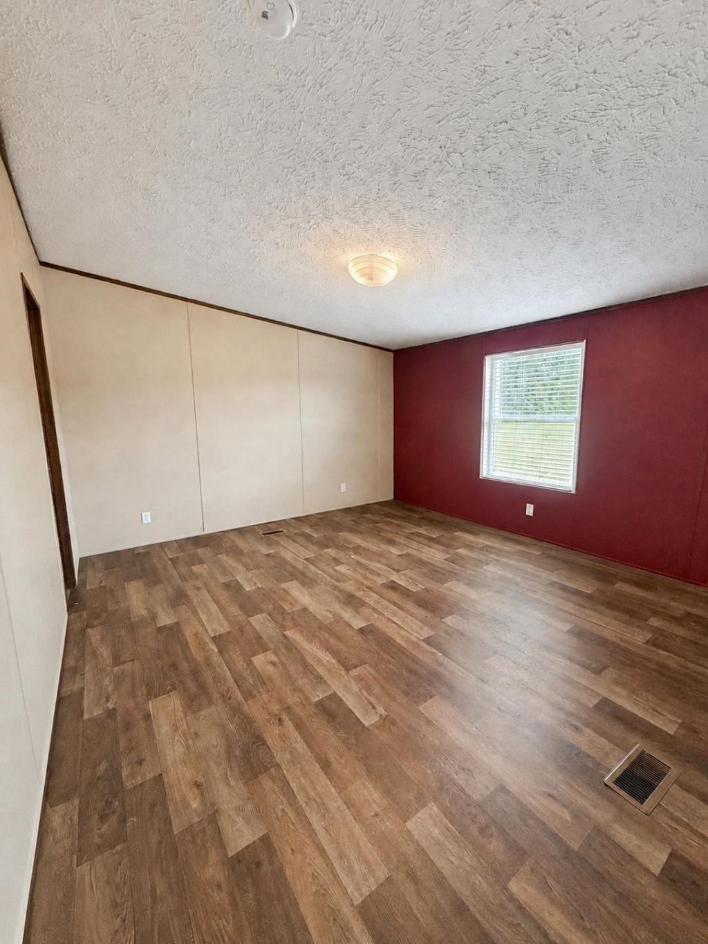 1112 Millers Rd.  Photo 22