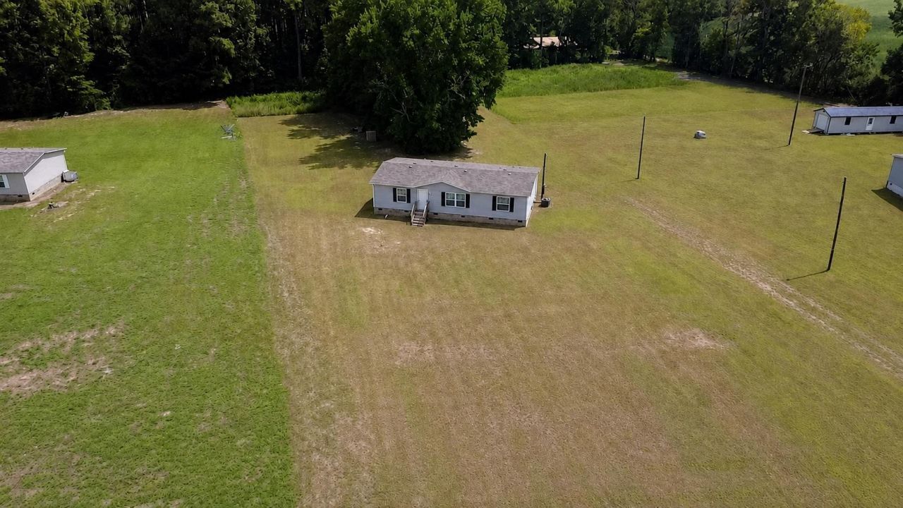 1112 Millers Rd.  Photo 26