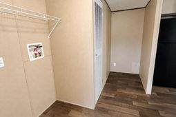 1112 Millers Rd.  photo 4