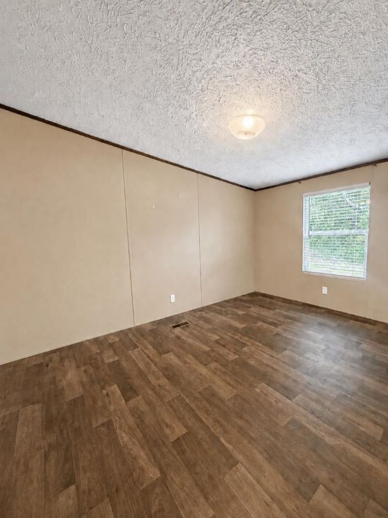 1112 Millers Rd.  Photo 9