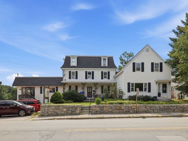 107 Princeton St, Chelmsford, MA 01863