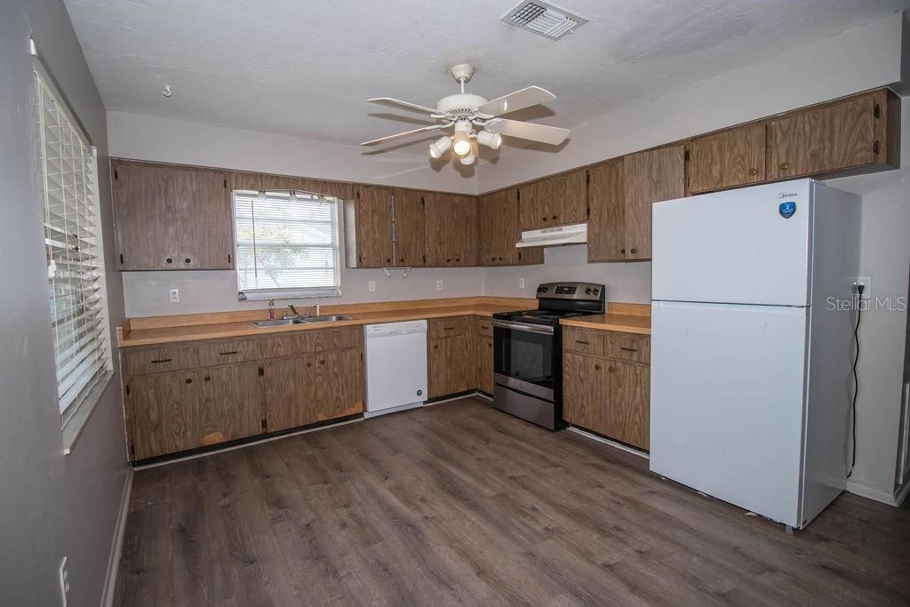 2809 47th Avenue W, Bradenton, FL 34207 Photo