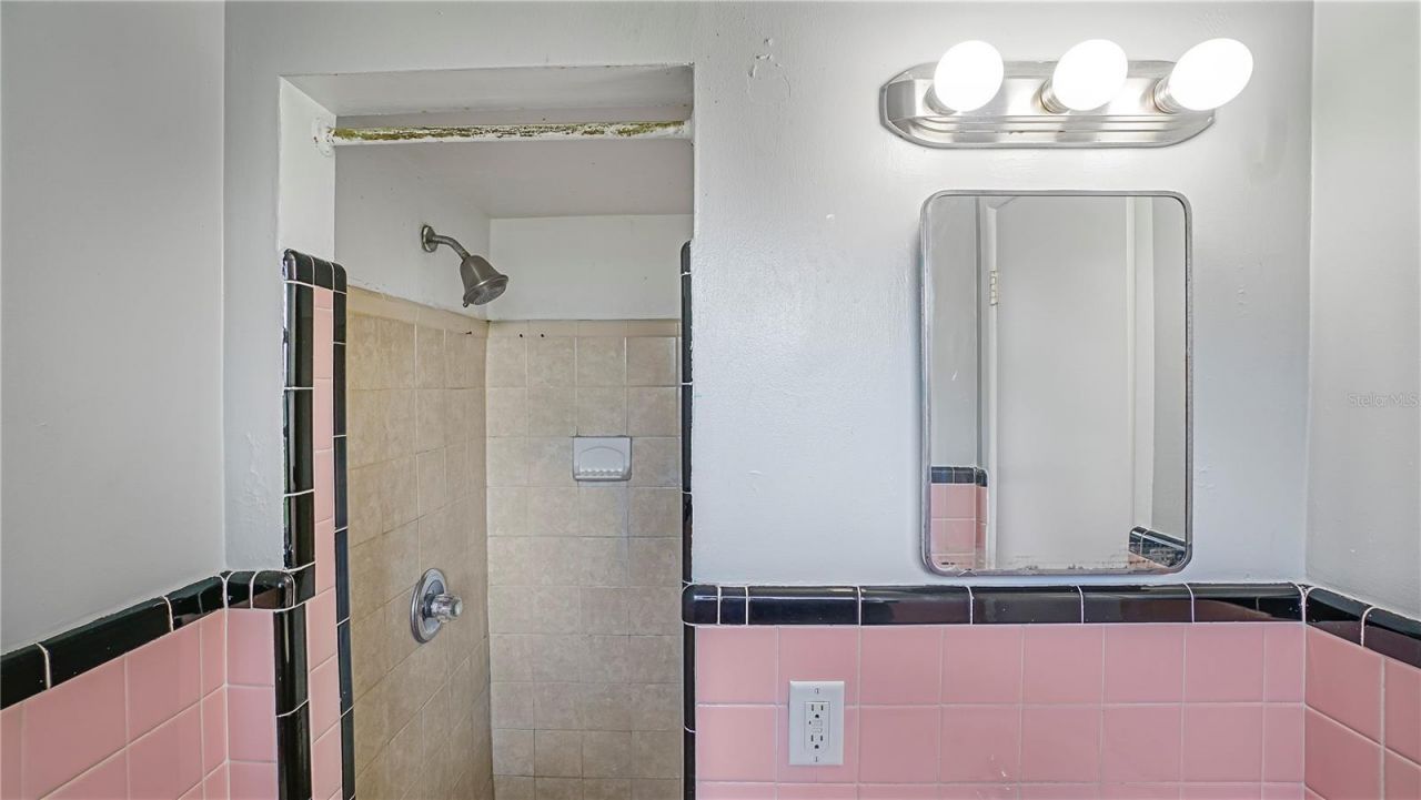 5518 Riviera Drive , Orlando, FL 32808 Photo