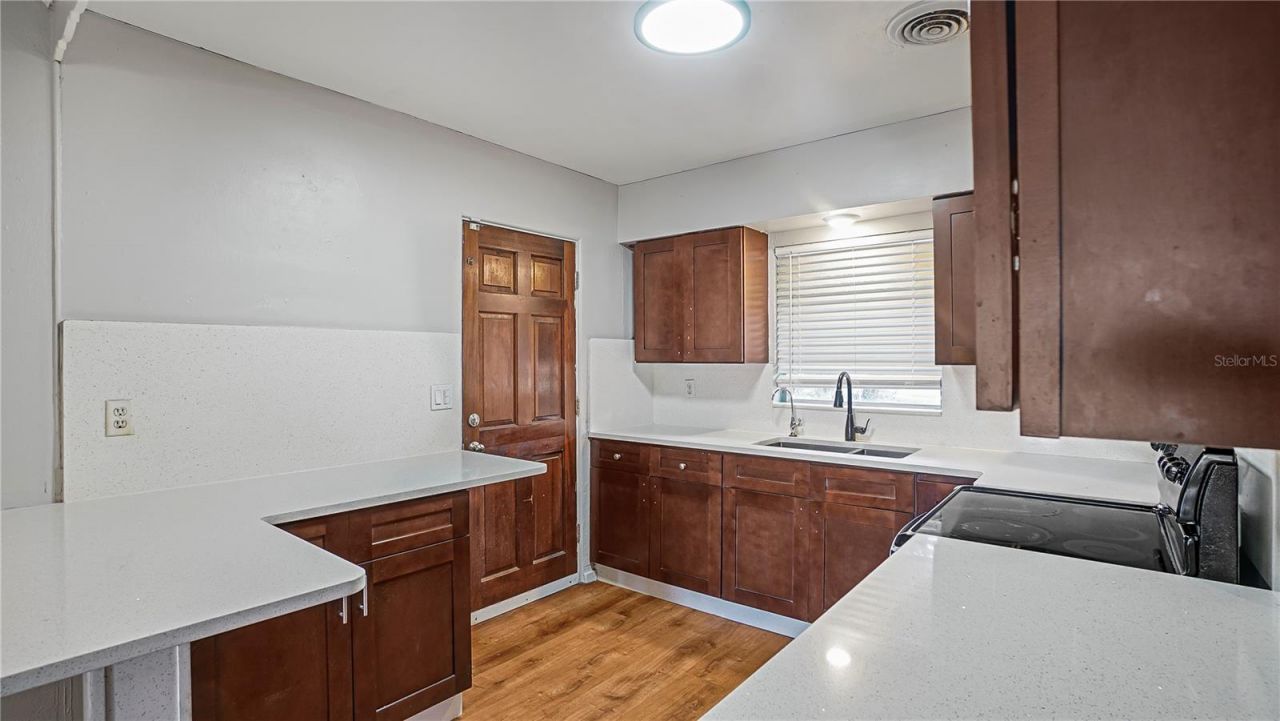 5518 Riviera Drive , Orlando, FL 32808 Photo