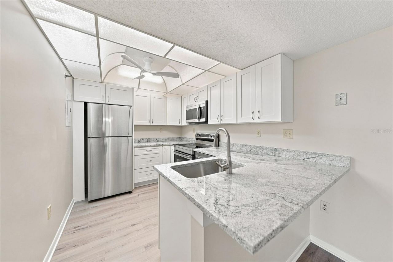 21405 Olean Boulevard , Unit 405, Port Charlotte, FL 33952 Photo