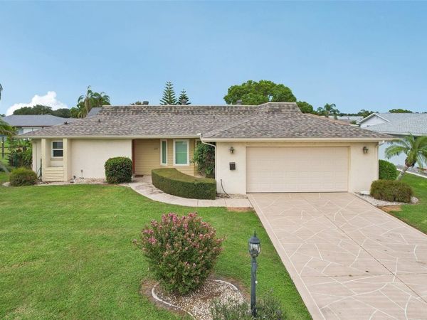 609 ALLEGHENY DRIVE , SUN CITY CENTER, FL 33573