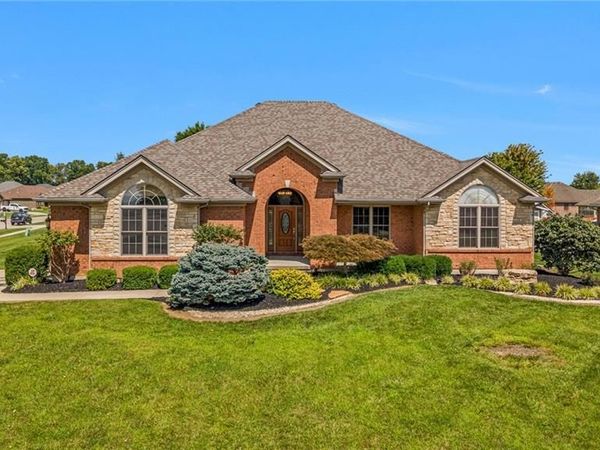 382 Sunset Drive, Carlisle, OH 45005