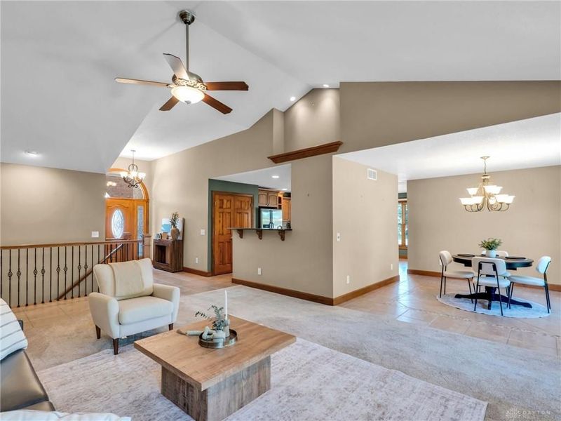 382 Sunset Drive, Carlisle, OH 45005 Photo 14