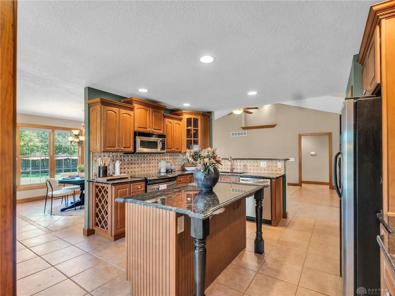 382 Sunset Drive, Carlisle, OH 45005 Photo 19