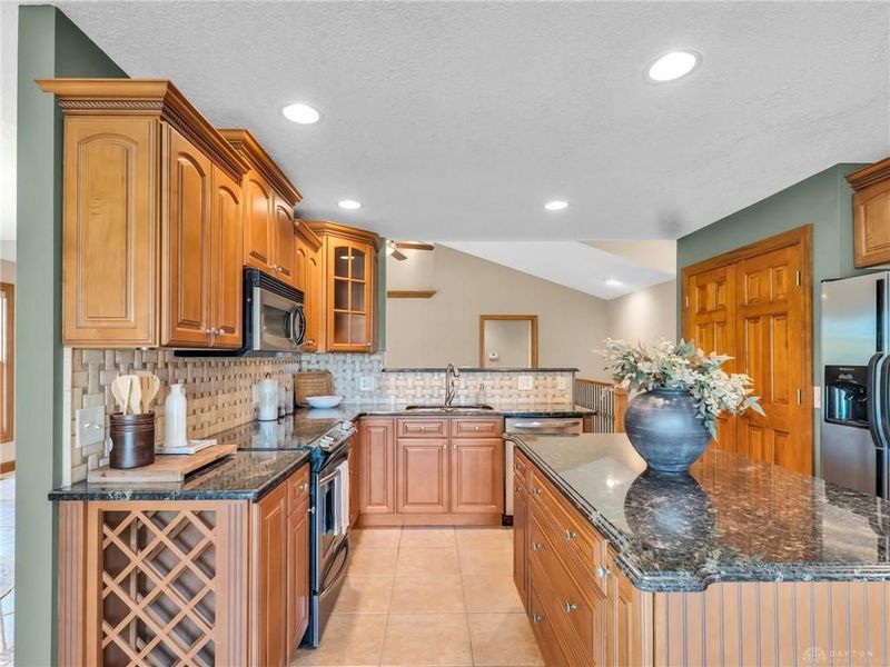 382 Sunset Drive, Carlisle, OH 45005 Photo 21