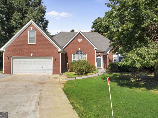 1000 Georgian Hills Dr, Lawrenceville, GA 30045