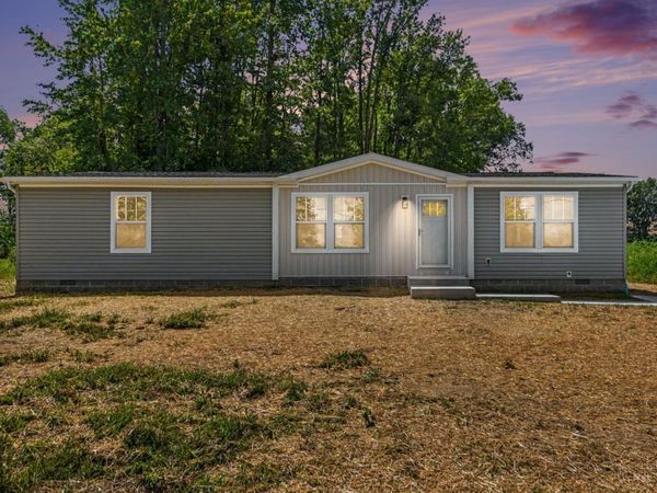 1724 Commissioners Way, Sterling Twp, OH 45154